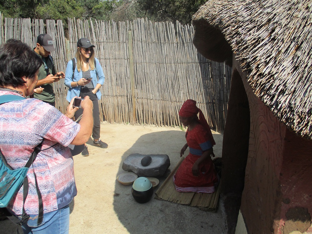 Lesedi Cultural Village Tour 4 | Soweto Guided Tours